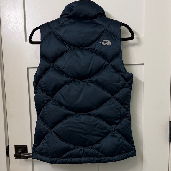The North Face 550 Dark Green Quilted Vest with Light Green Accents - Picture 5 of 7